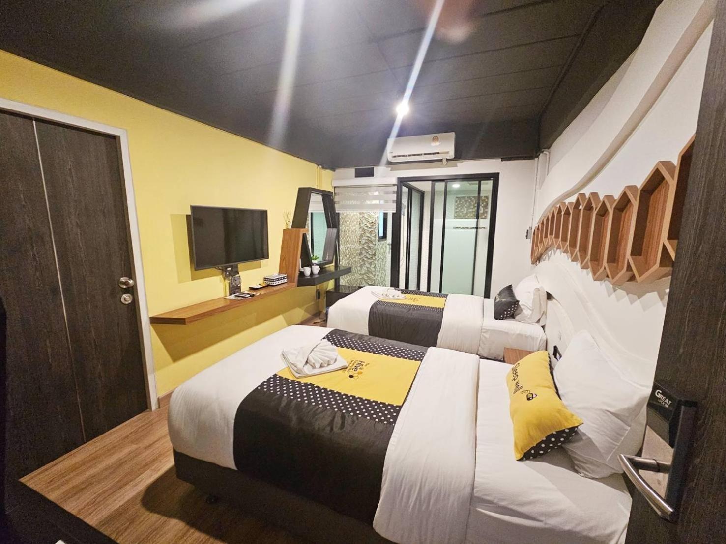 The Hive Chiang Mai Hotel — Photos 2